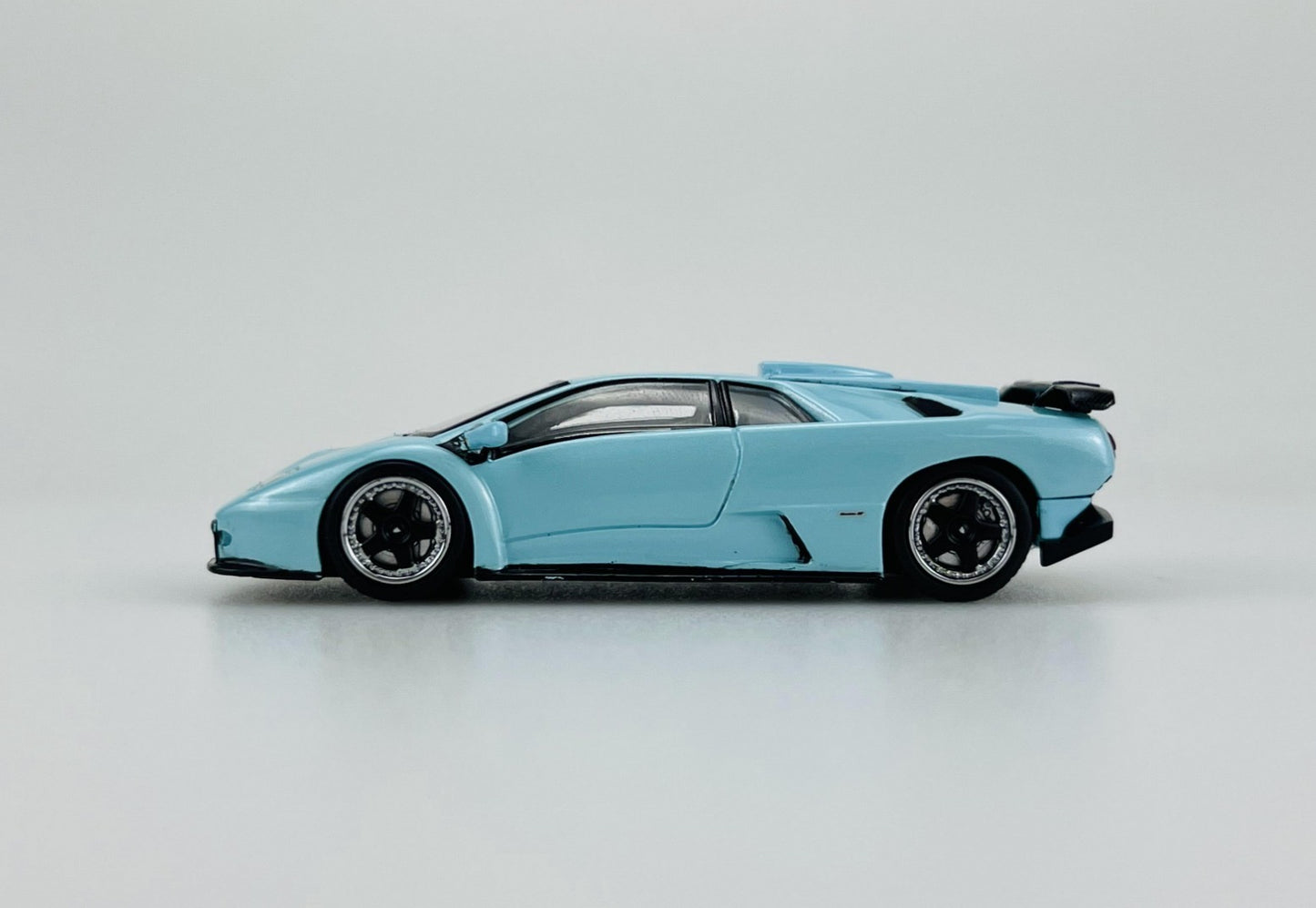Stance Hunters Lamborghini Diablo GT Blue