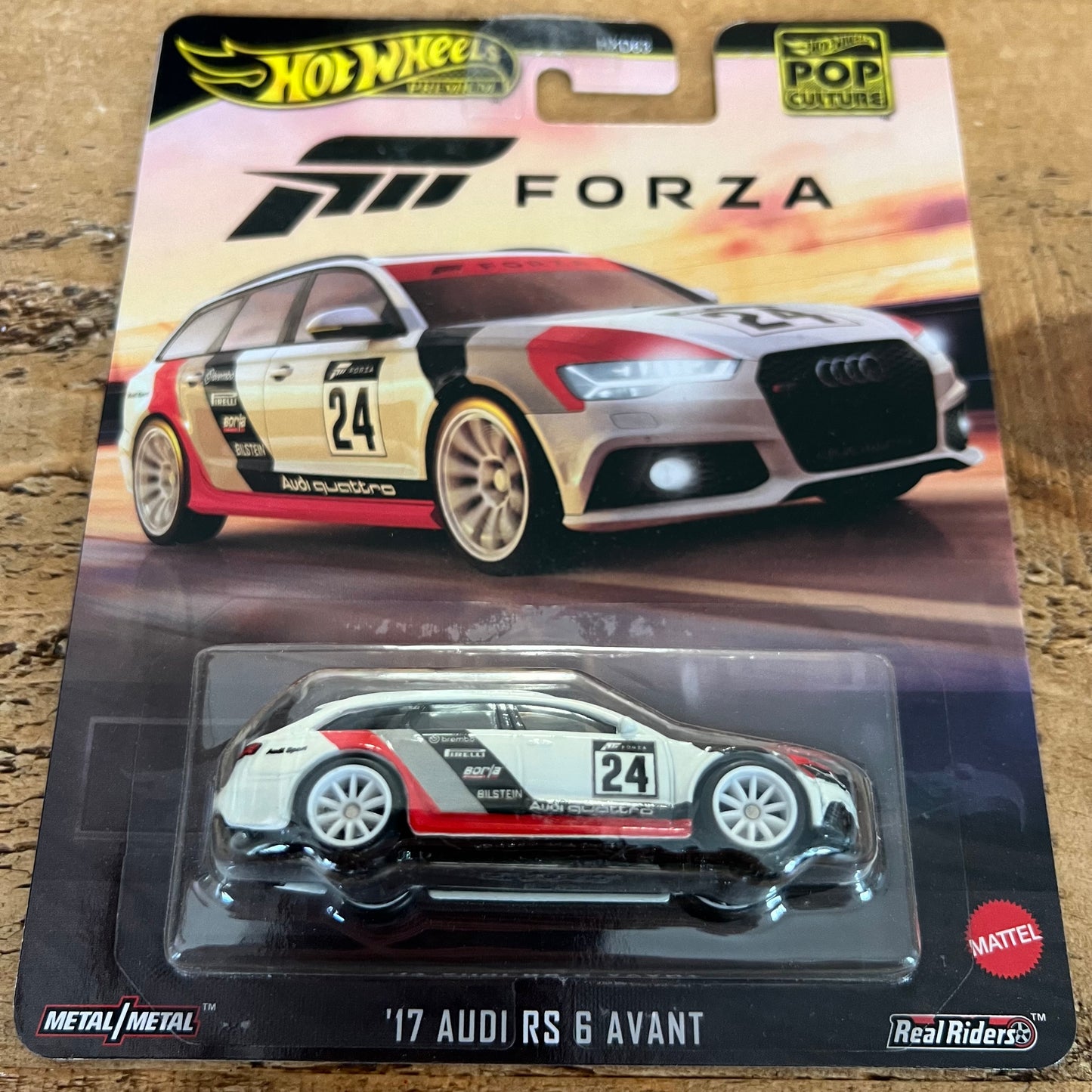 Hot Wheels Premium Forza 17’ Audi RS6 Avant