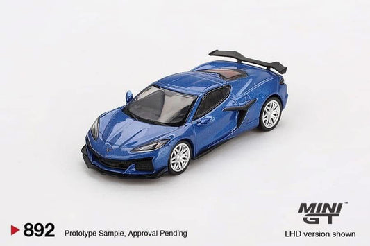 Mini GT Chevrolet Corvete Z06 #892