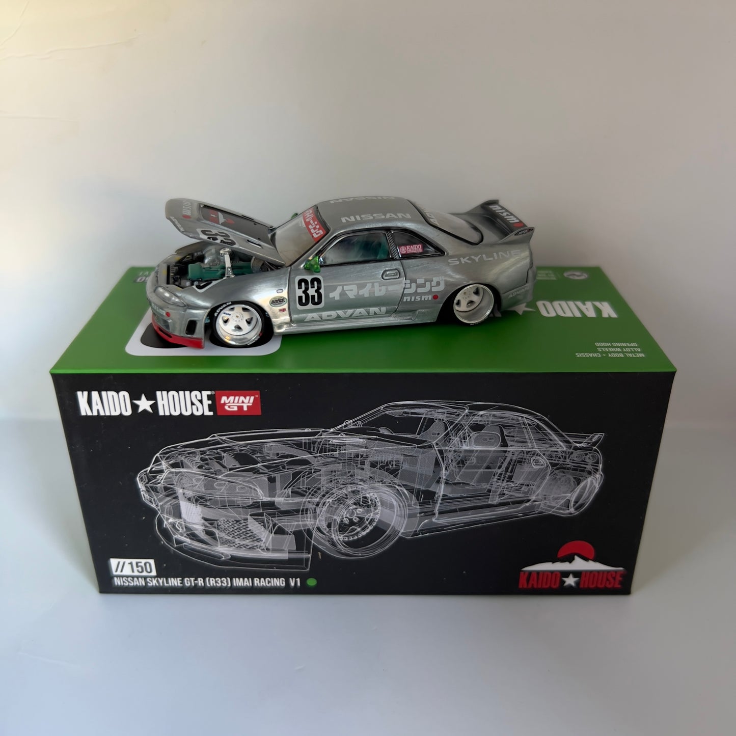 Mini GT x Kaido House Nissan Skyline R33 GTR Imai Racing Chase #150