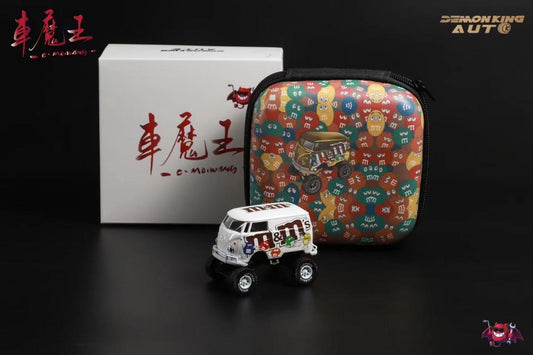 Demon King Volkswagen T1 Kombi 4x4 White M&M’S