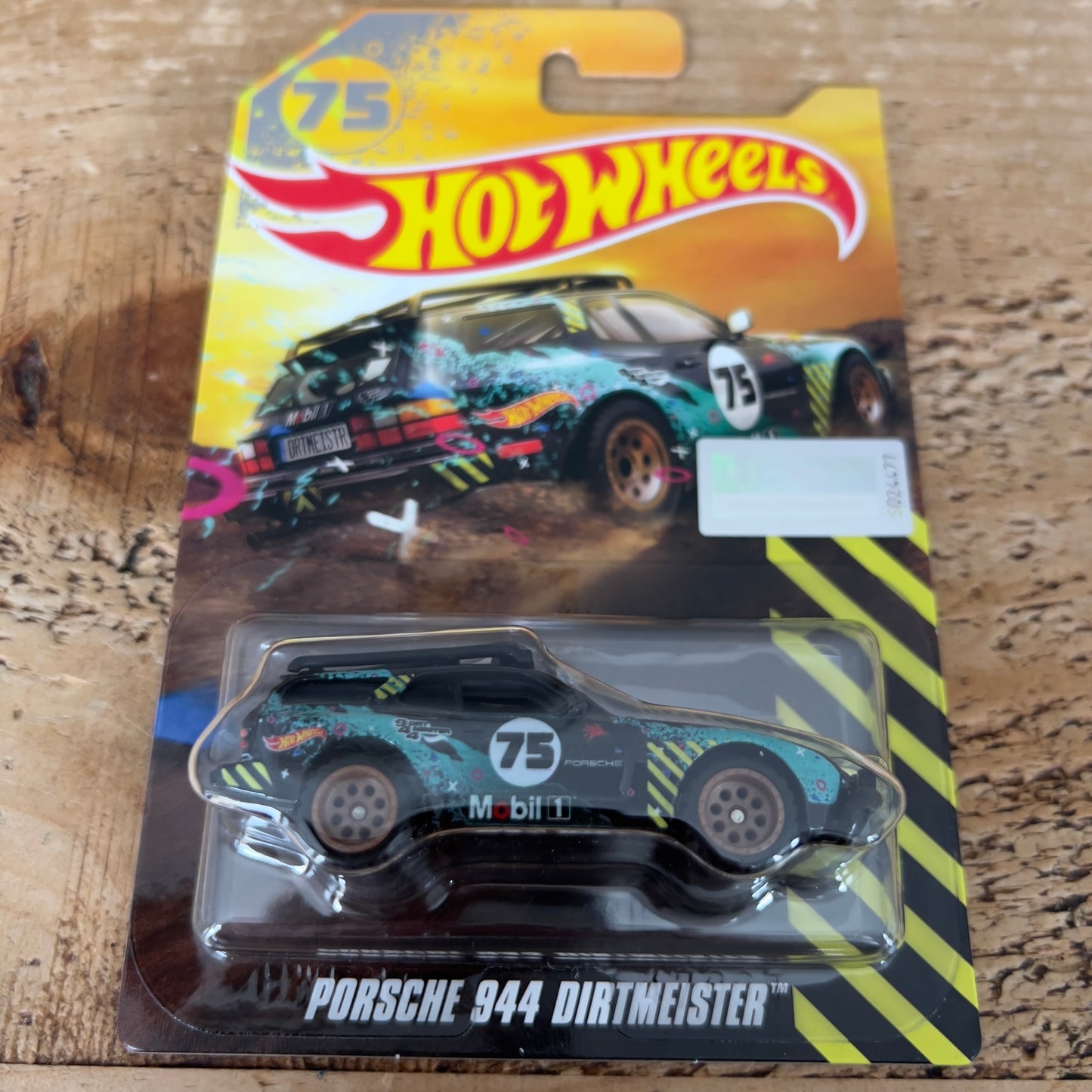 Hot Wheels RLC Porsche 944 Dirtmester