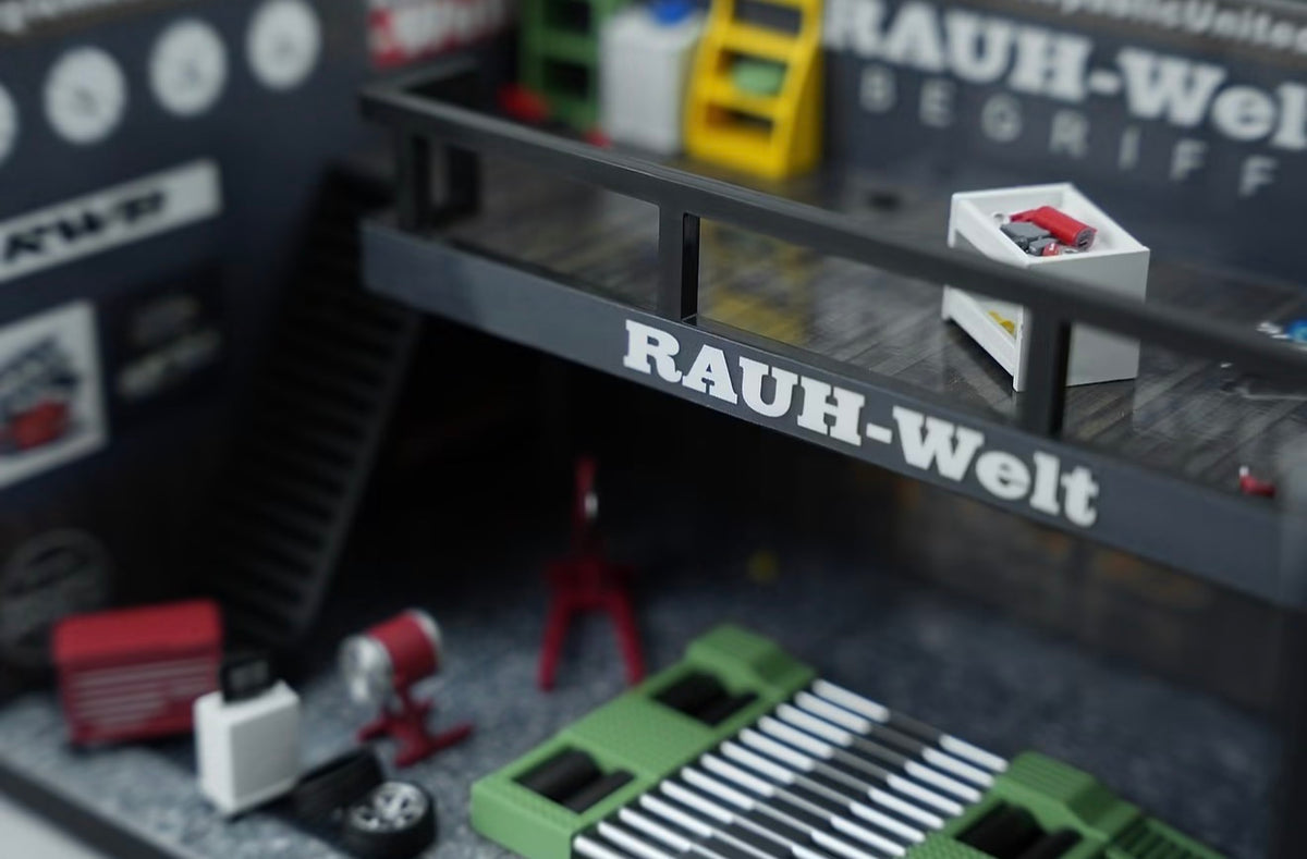 Motorhelix RWB Diorama With Accessories