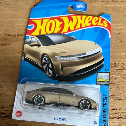 Hot Wheels Mainline US Card Lucid Air