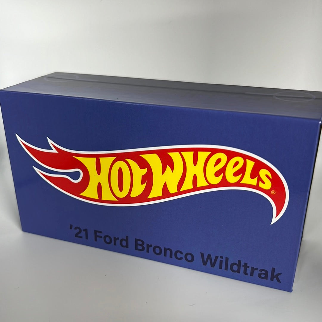 Hot Wheels RLC 21 Ford Bronco Wildtrak