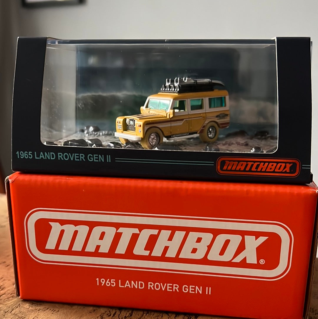 Matchbox 1965 Land Rover Gen II Acrylic
