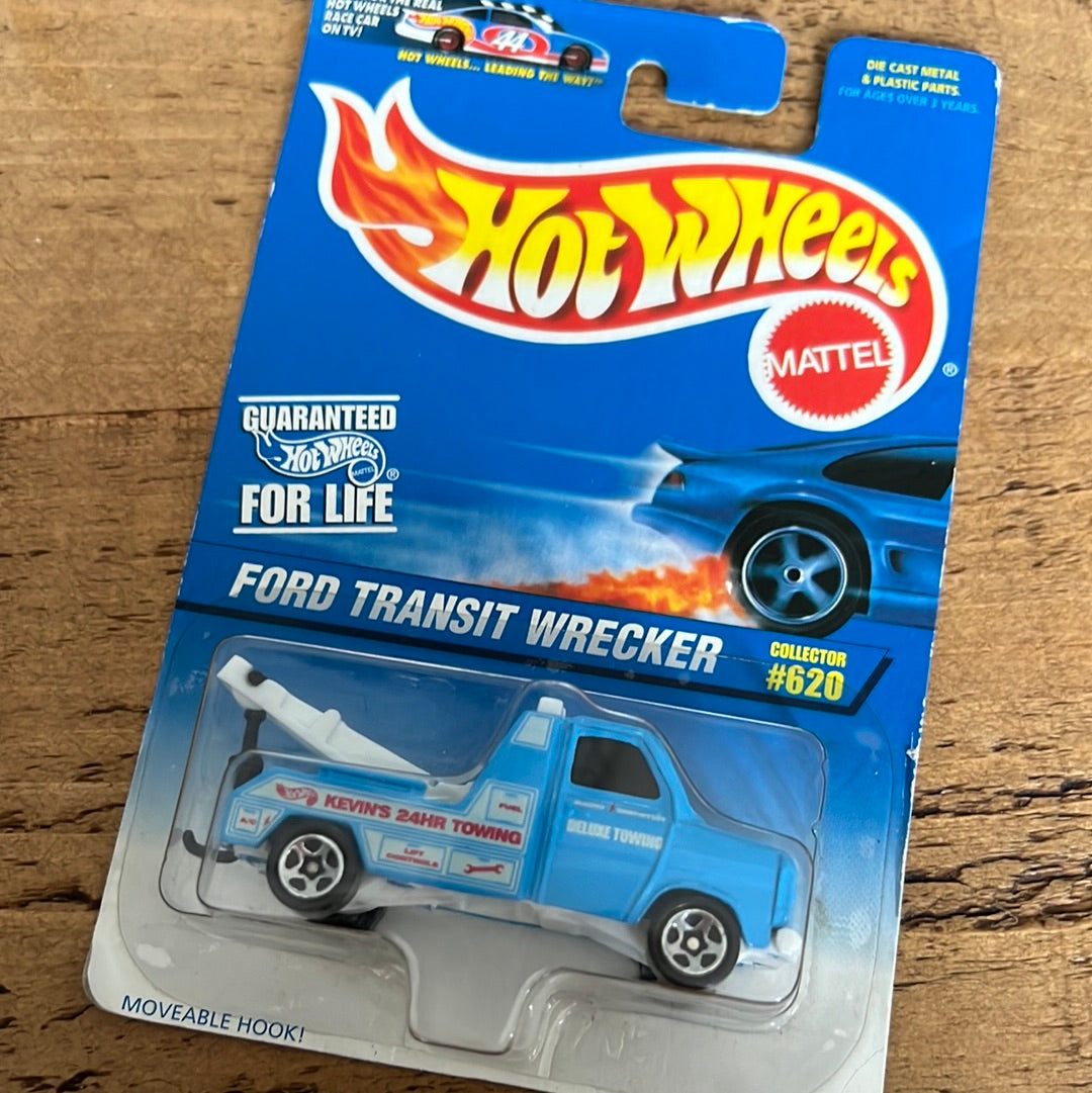 Hot Wheels Mainline Ford Transit Wrecker