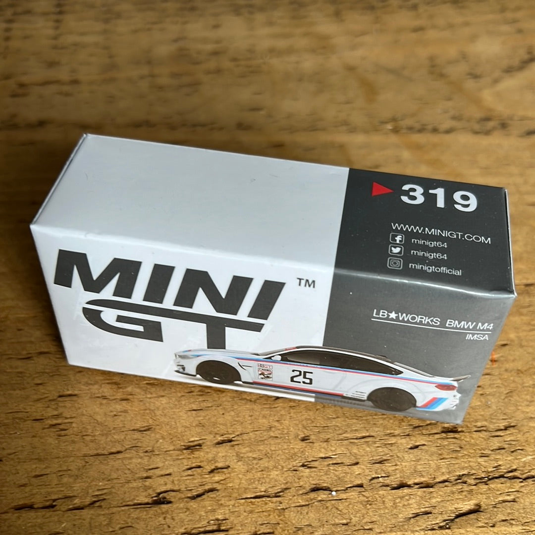 Mini GT LB Works BMW M4 #319