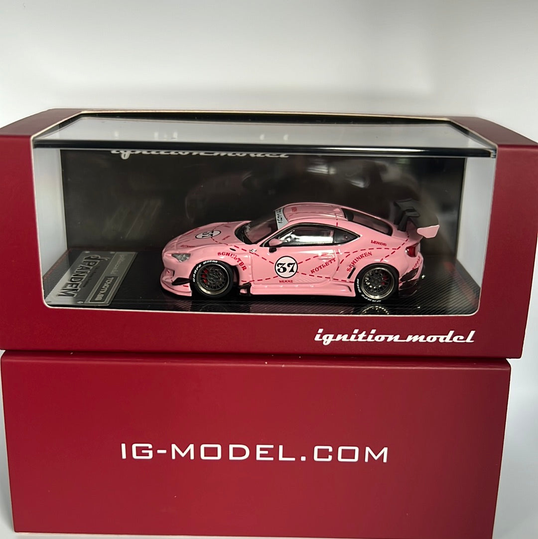Ignition Model Toyota GT86 Pandem Pink Pig