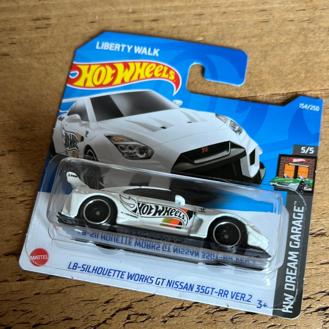 Hot Wheels Mainline Nissan GTR R35 LBWK