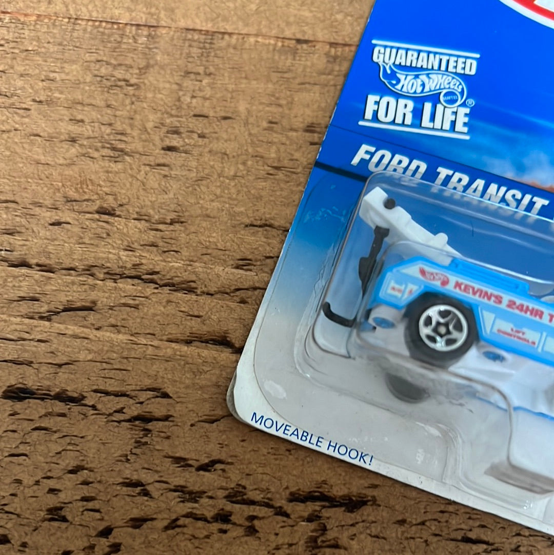 Hot Wheels Mainline Ford Transit Wrecker