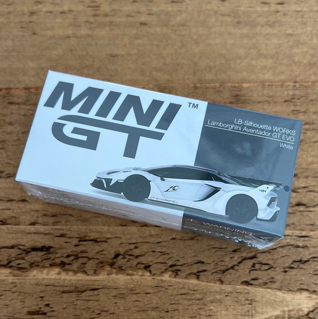 Mini GT LB Silhouette Works Lamborghini Aventador GT Evo #467