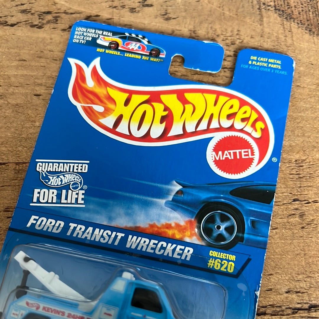 Hot Wheels Mainline Ford Transit Wrecker