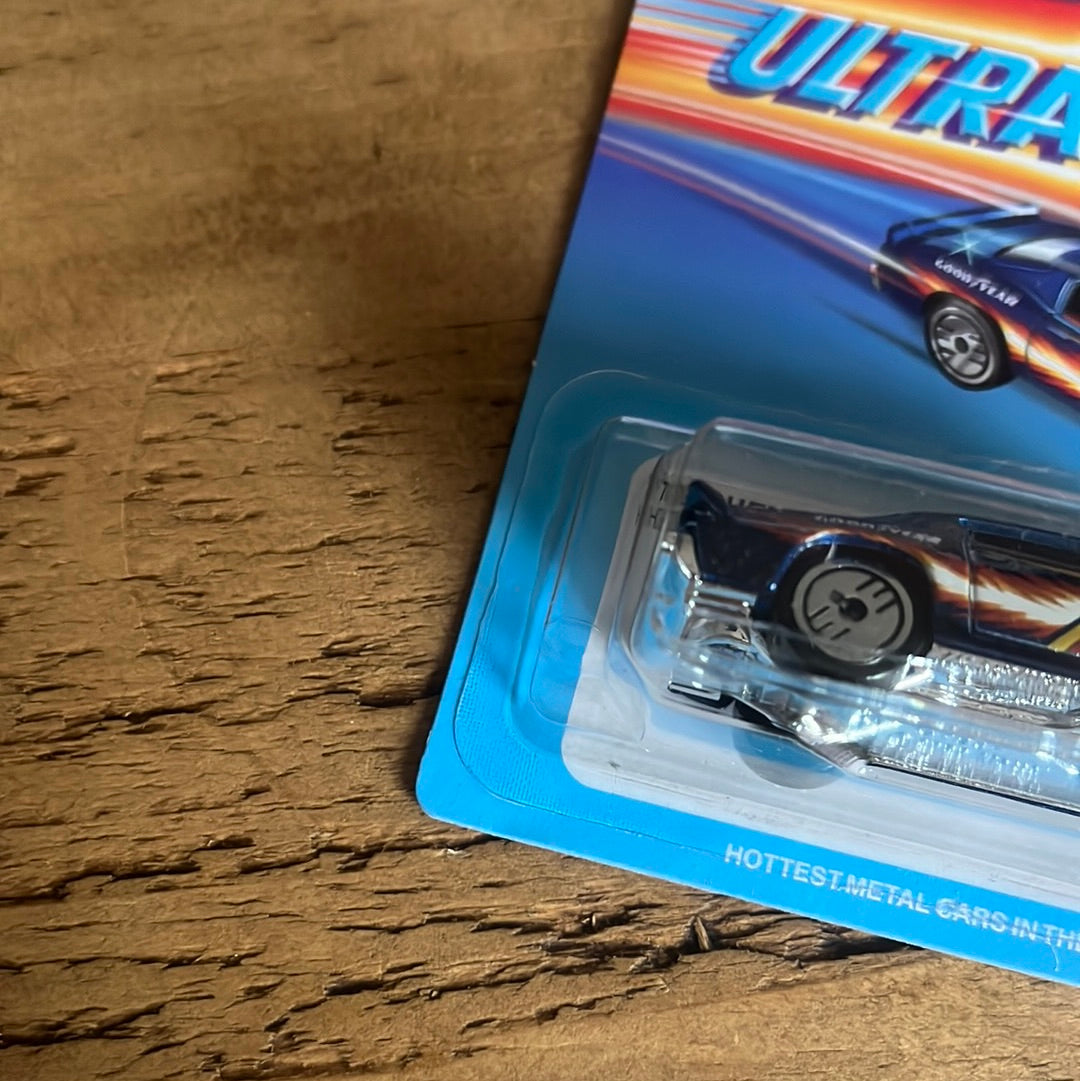 Hot Wheels Ultra Rods US Exclusive 70 Chevy Camaro RS